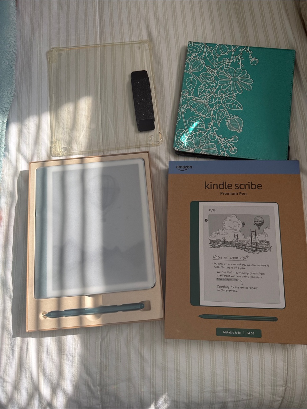 Amazon Kindle Scribe Teal & Teal Stylus eBook Reader. 64 GB. - Picture 15 of 15
